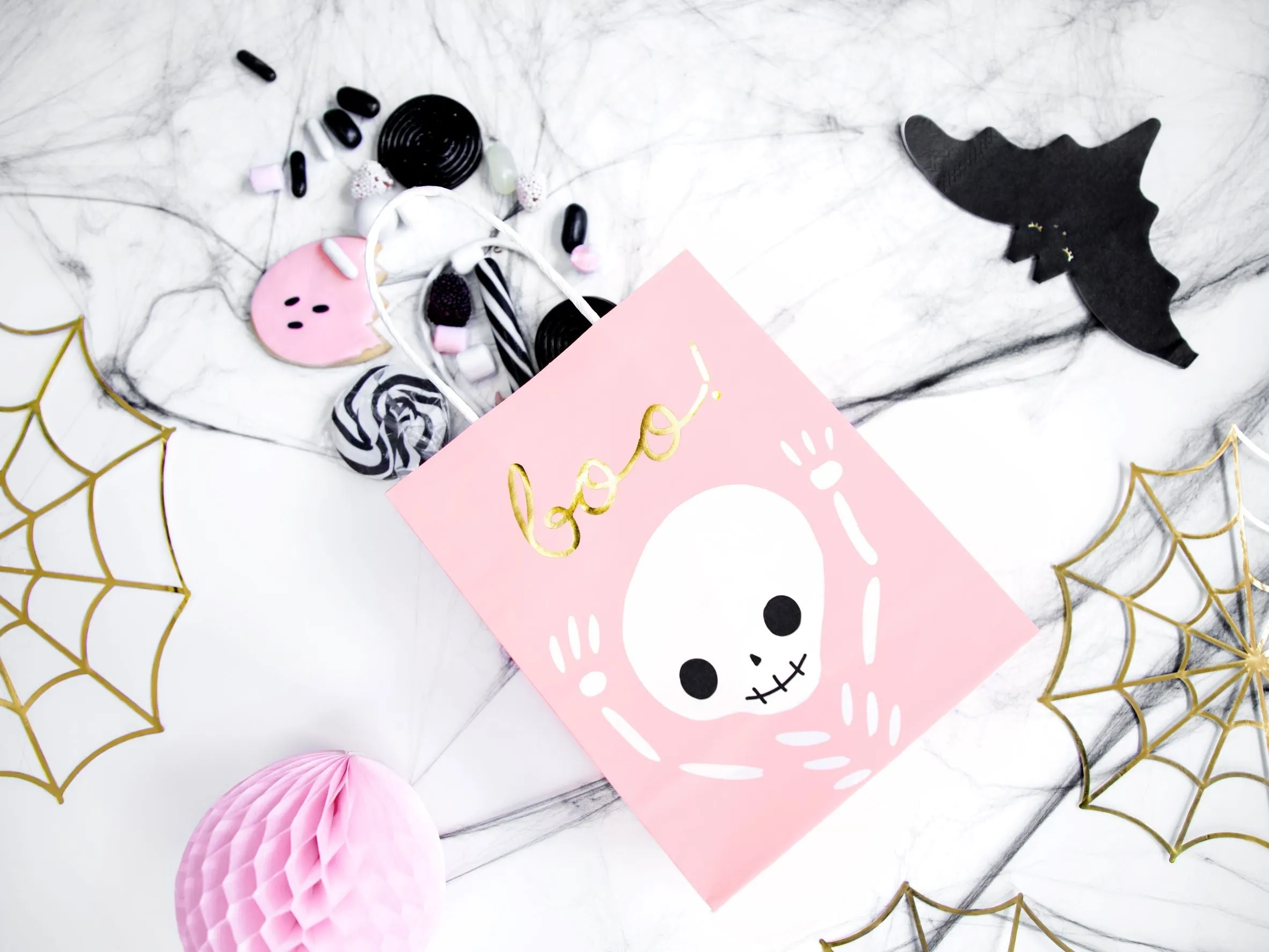 Boo Halloween Gift Bag Pink