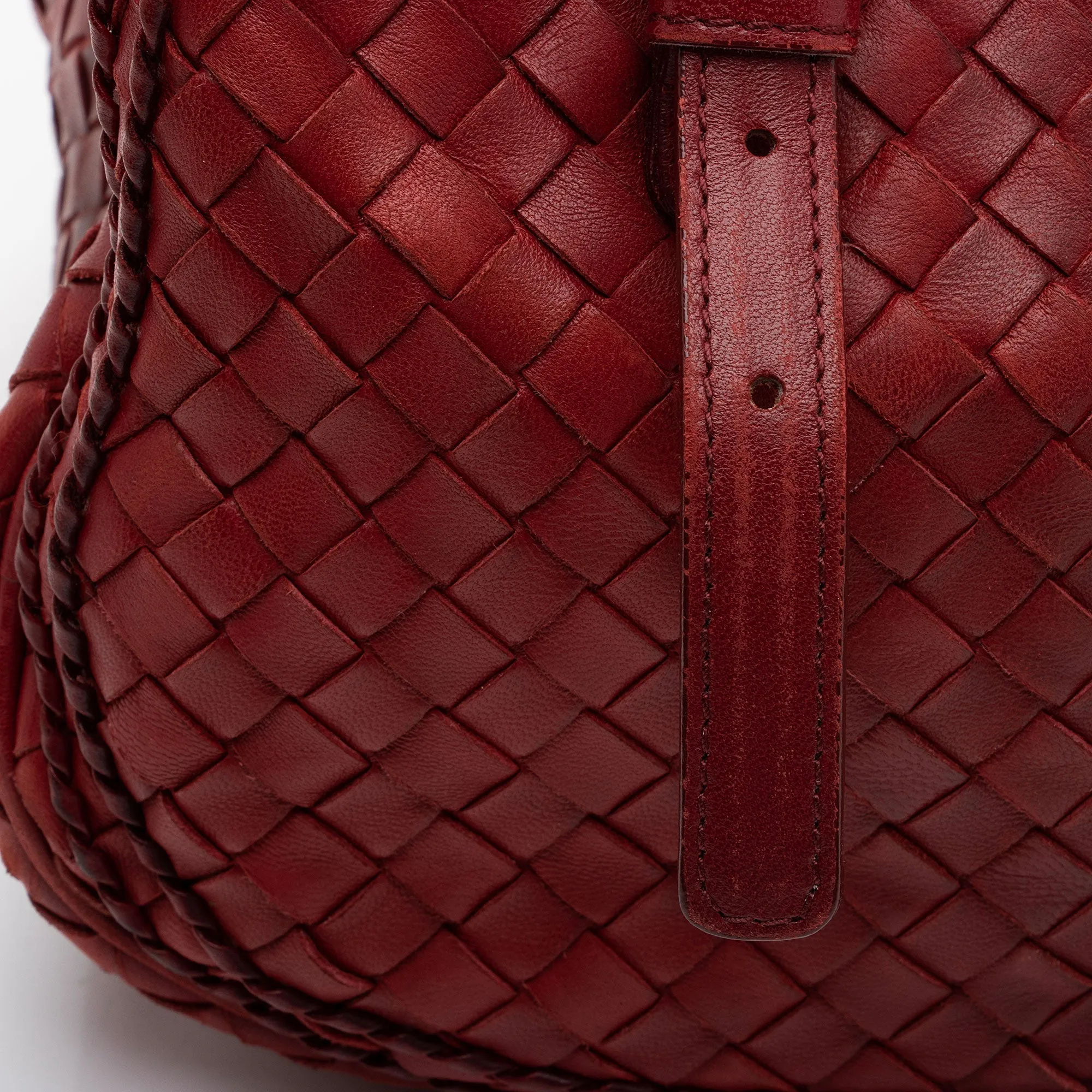 Bottega Veneta Intrecciato Nappa Montaigne Satchel (SHF-CMvIGO)