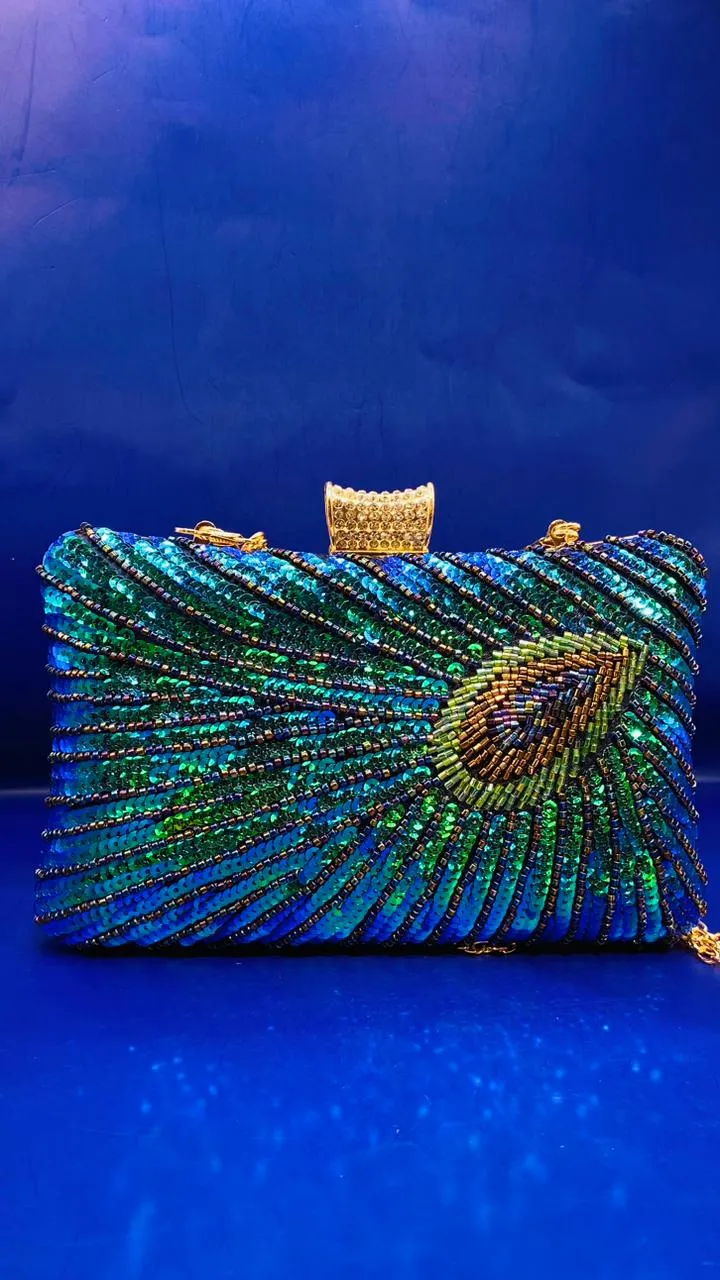 Elegant peacock beads bag