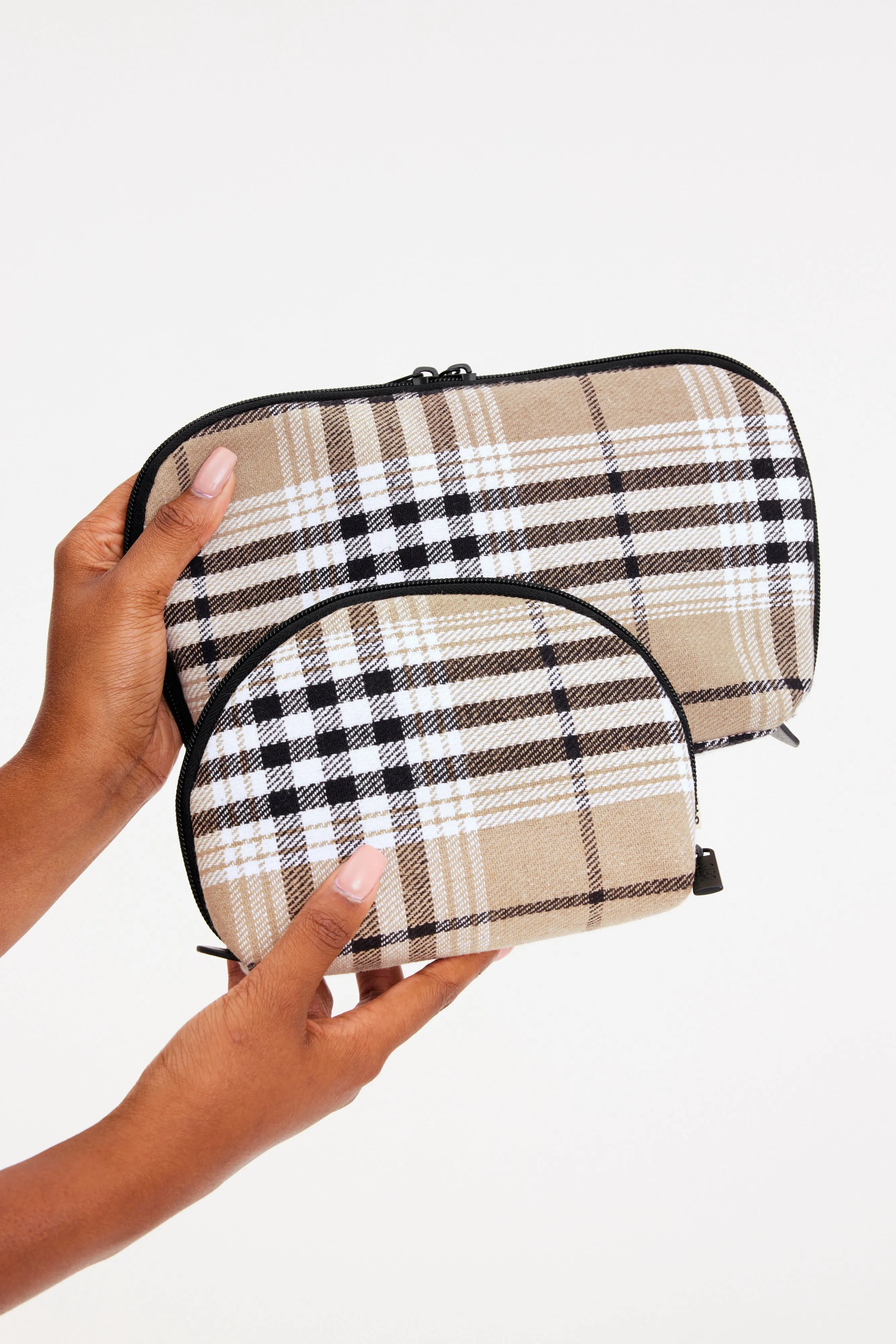 The Cosmetic Pouch Set in Plaid