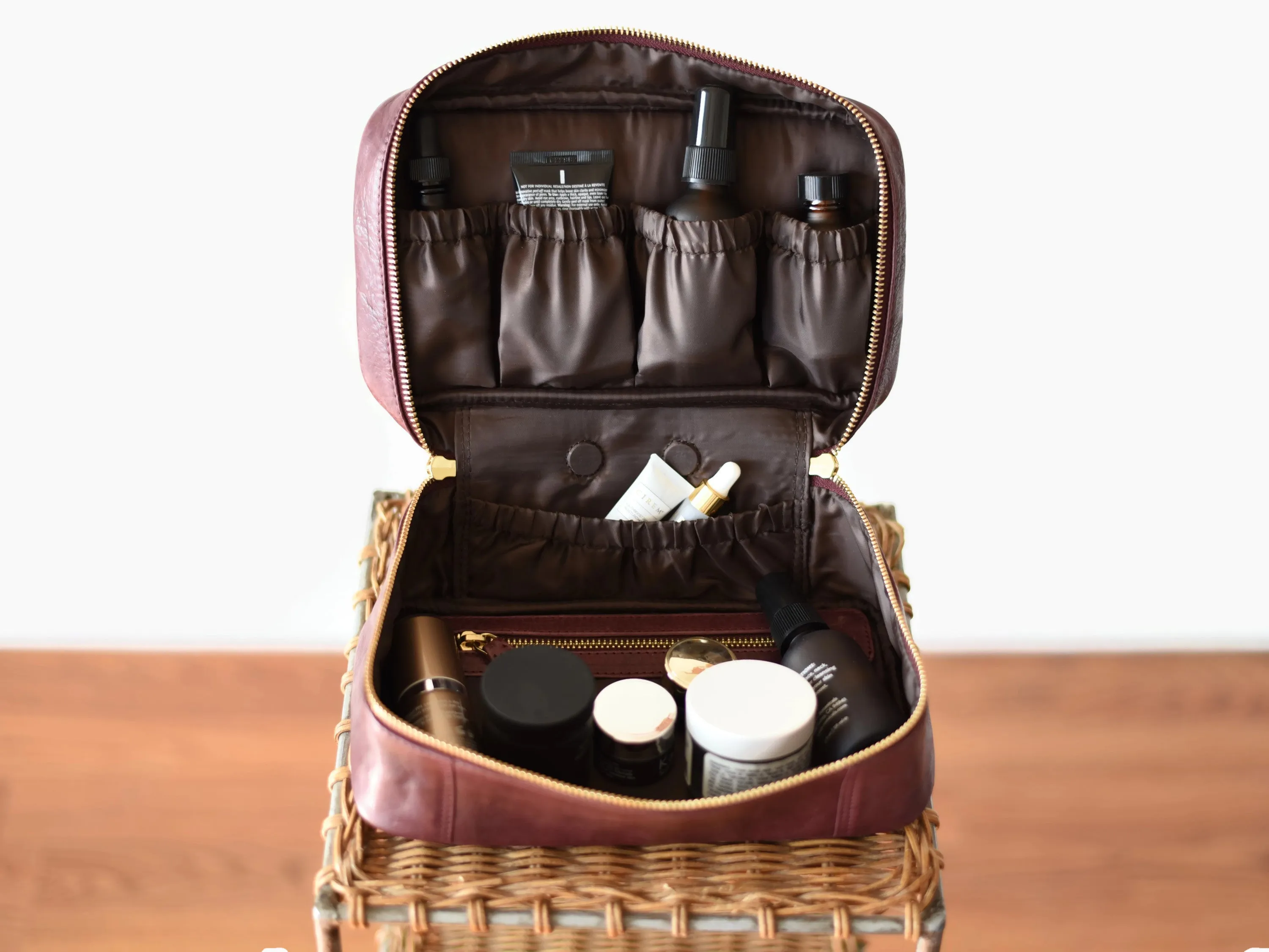 Toiletry Bag - Wine