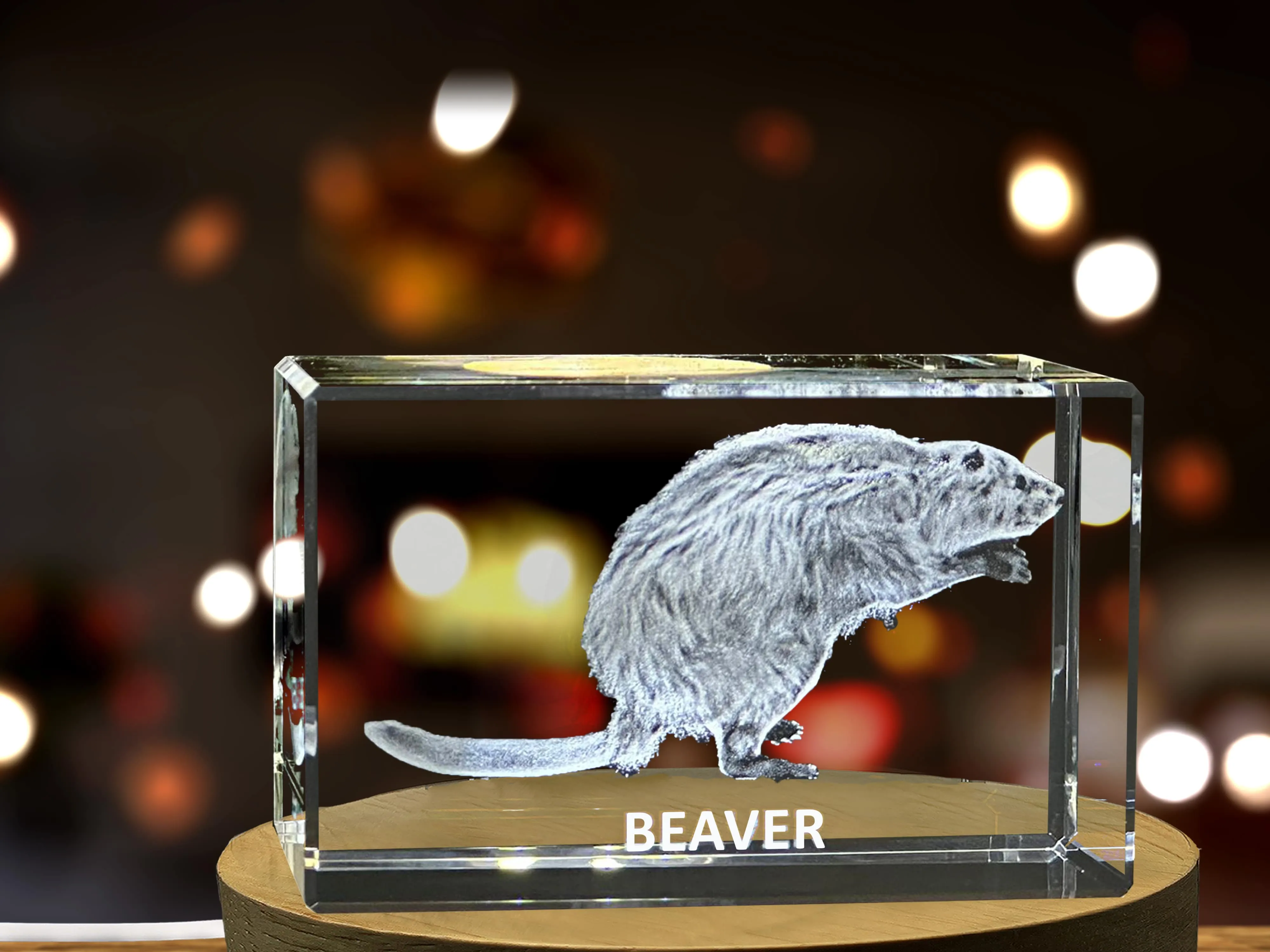 Unique 3D Engraved Crystal with Beaver Design - Perfect Gift for Animal Lovers